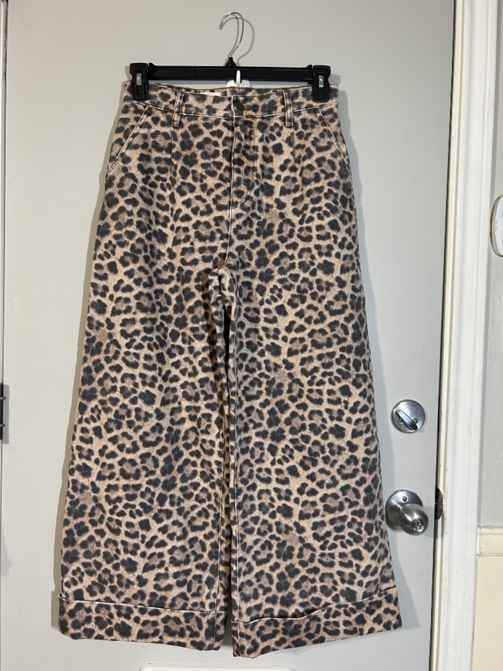 Pilcro Leopard print wide leg denim jeans